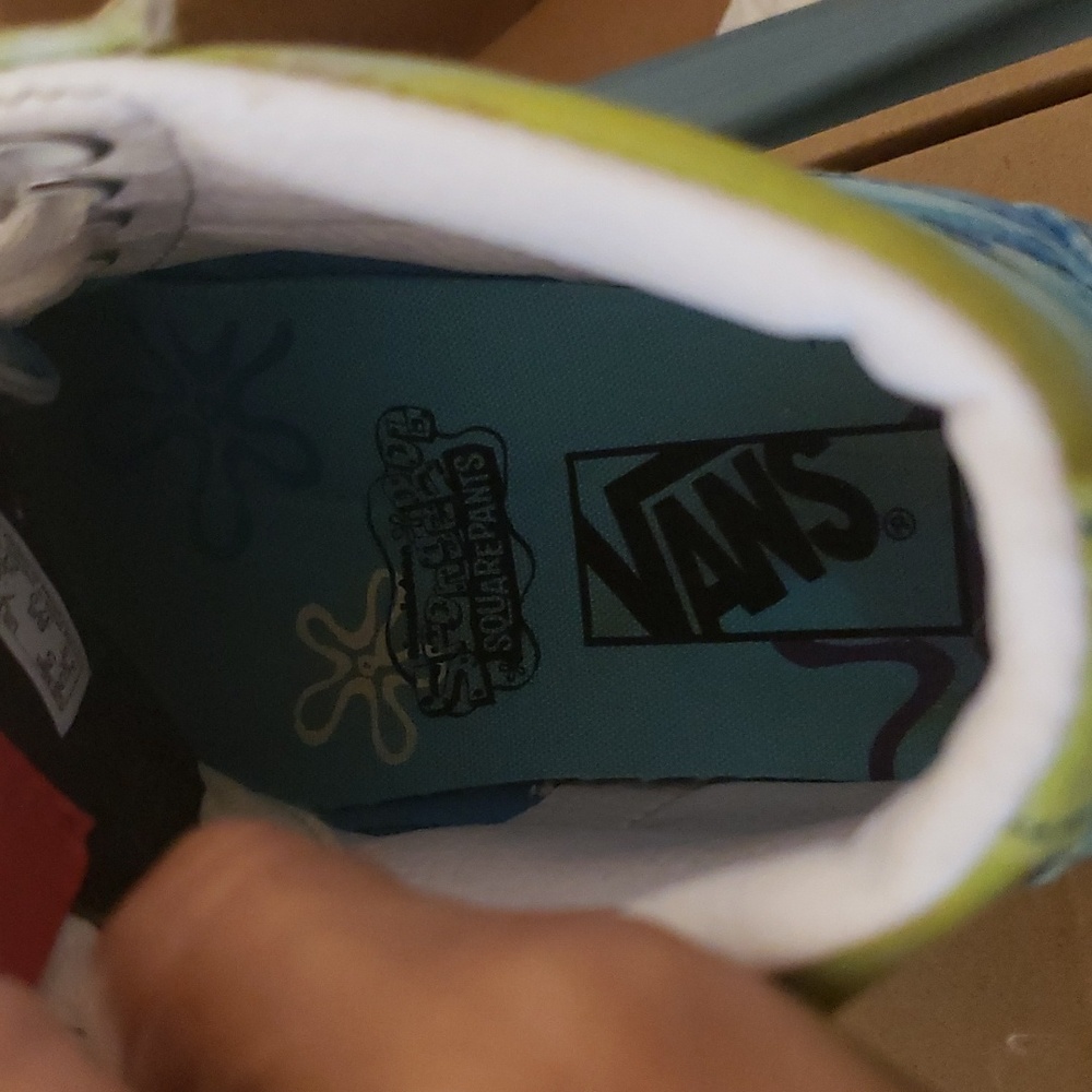 VANS Unisex SPONGEBOB SHOES 5.5 MENS 7 WOMENS - Picture 9 of 11